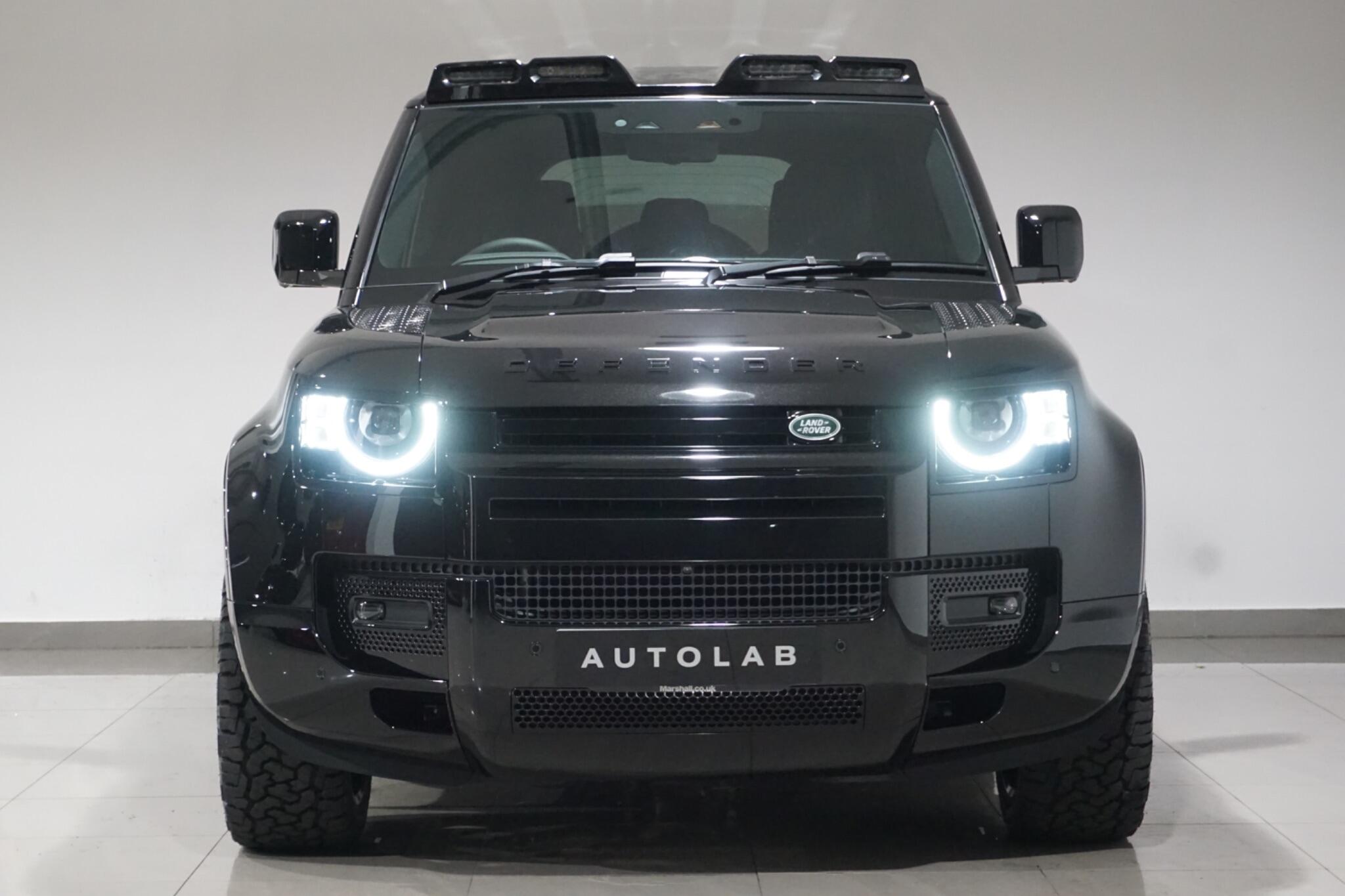 Land Rover Defender 110 3.0 D300 MHEV X-Dynamic HSE Auto 4WD Euro 6 (s/s) 5dr